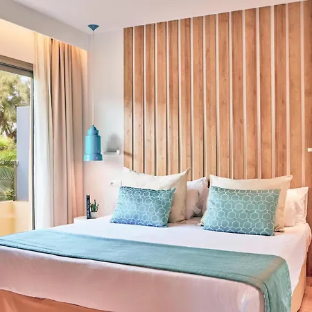 Zafiro Lägenhetshotell 4*
